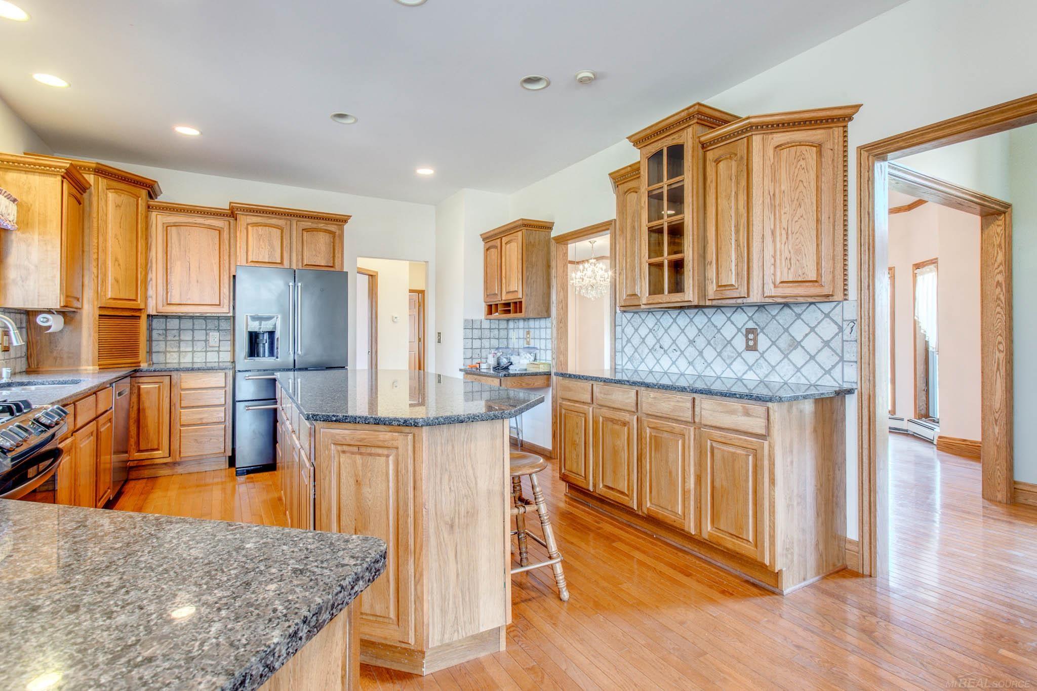 6506 Roach Road Lexington, MI 48450 - Photo 27 of 62 50096810-27.JPG