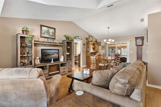 $565,000 | 450 Northeast 55th Street, Ocala, FL 34479