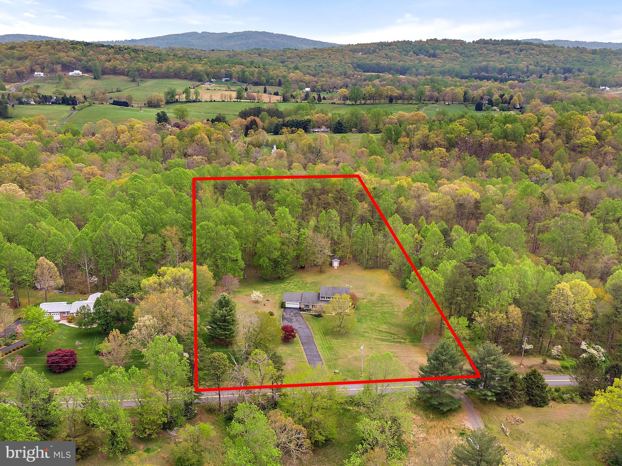 5955 Wilson Road Marshall, VA 20115 - Photo 4 of 49 Bird's eye view!