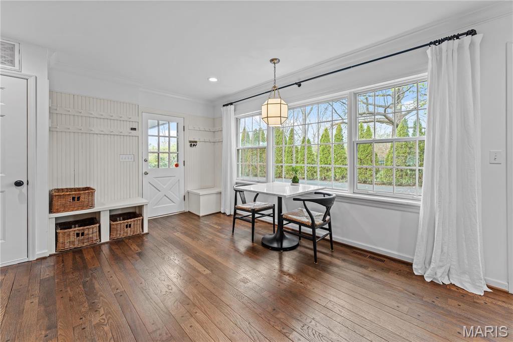 12361 Conway Road St. Louis, MO 63141 - Photo 21 of 52 Gallery Image 21