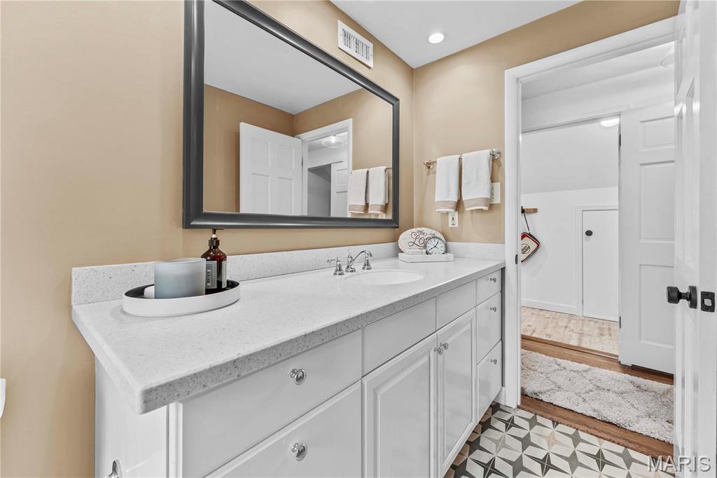 12361 Conway Road St. Louis, MO 63141 - Photo 38 of 52 Gallery Image 38