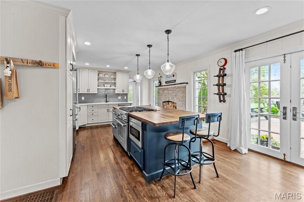 12361 Conway Road St. Louis, MO 63141 - Photo 8 of 52 Gallery Image 8