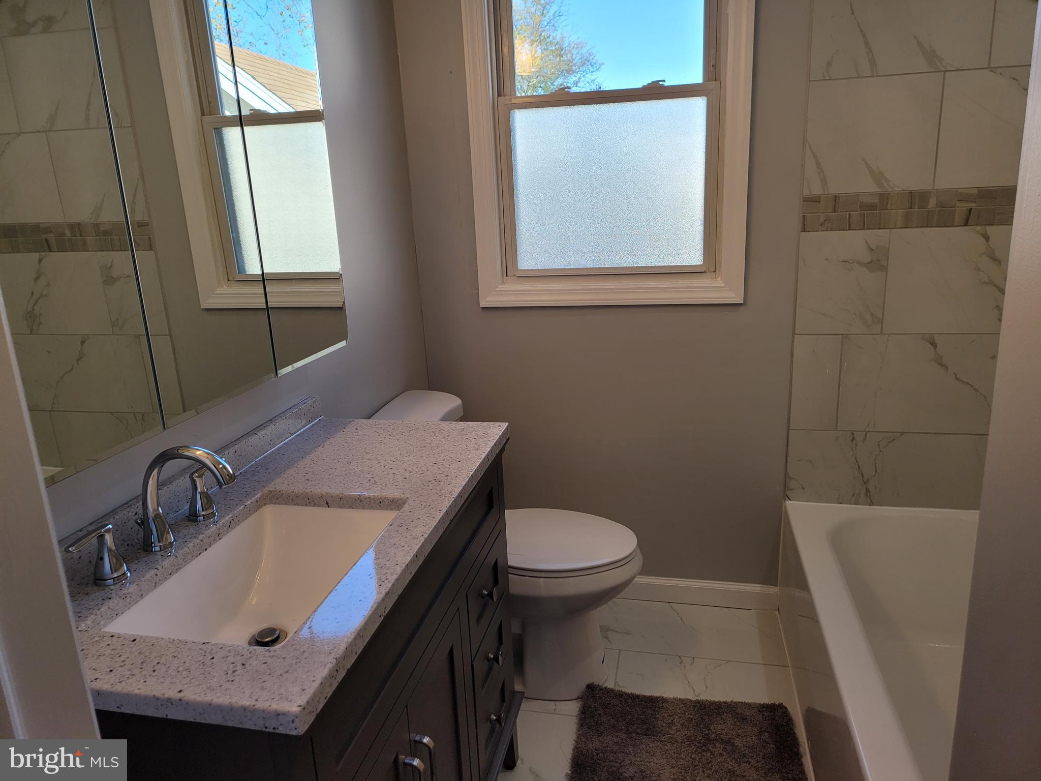 106 Harvin Road Upper Darby, PA 19082 - Photo 24 of 35 Hall Full Bathroom