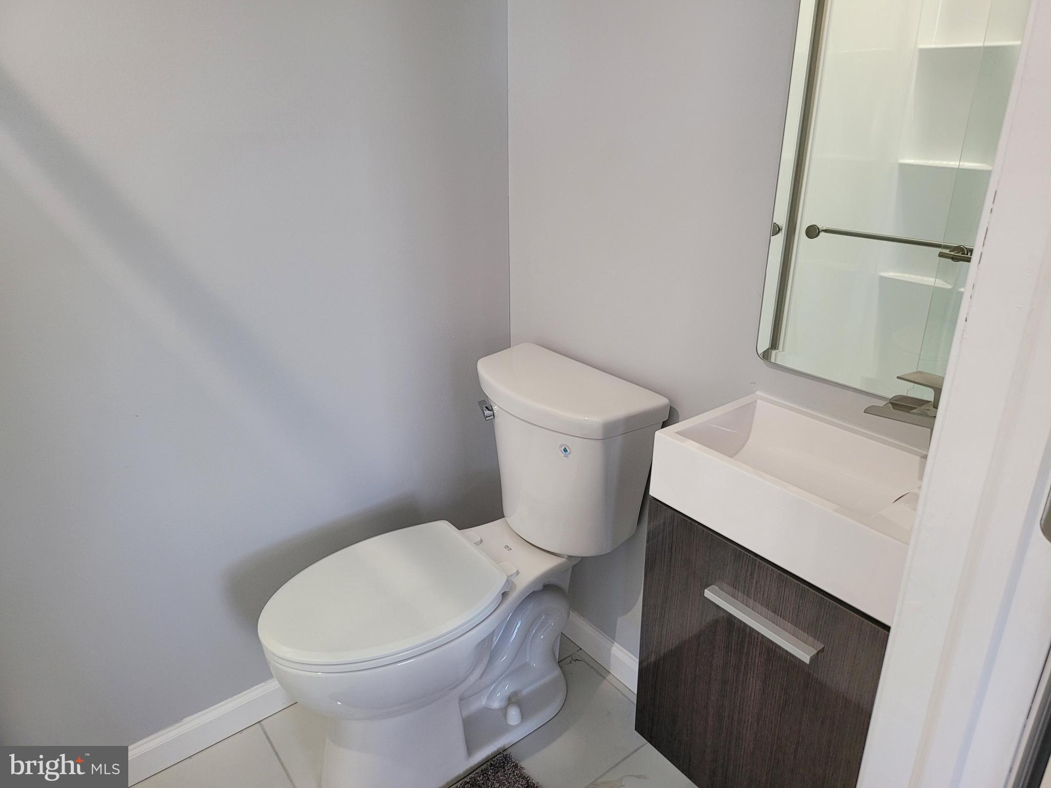 106 Harvin Road Upper Darby, PA 19082 - Photo 31 of 35 Master Bath