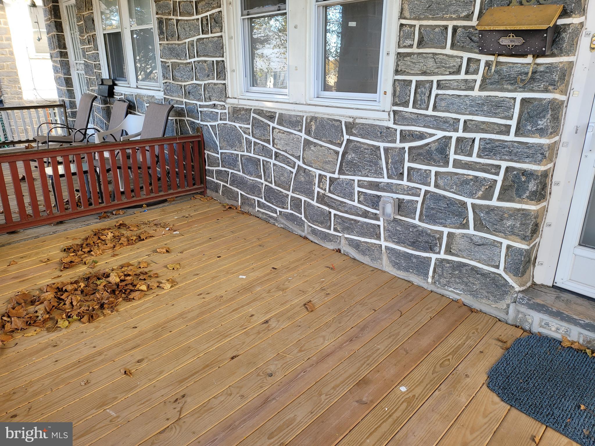 106 Harvin Road Upper Darby, PA 19082 - Photo 5 of 35 Front Porch
