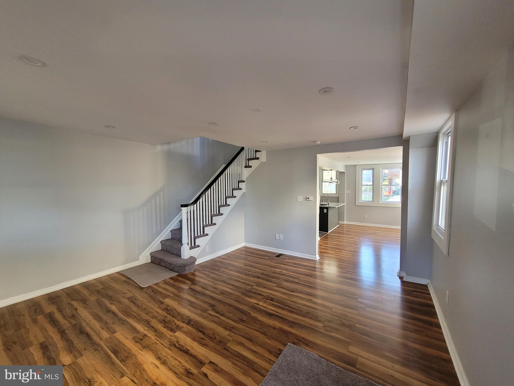 106 Harvin Road Upper Darby, PA 19082 - Photo 7 of 35 Living Room View