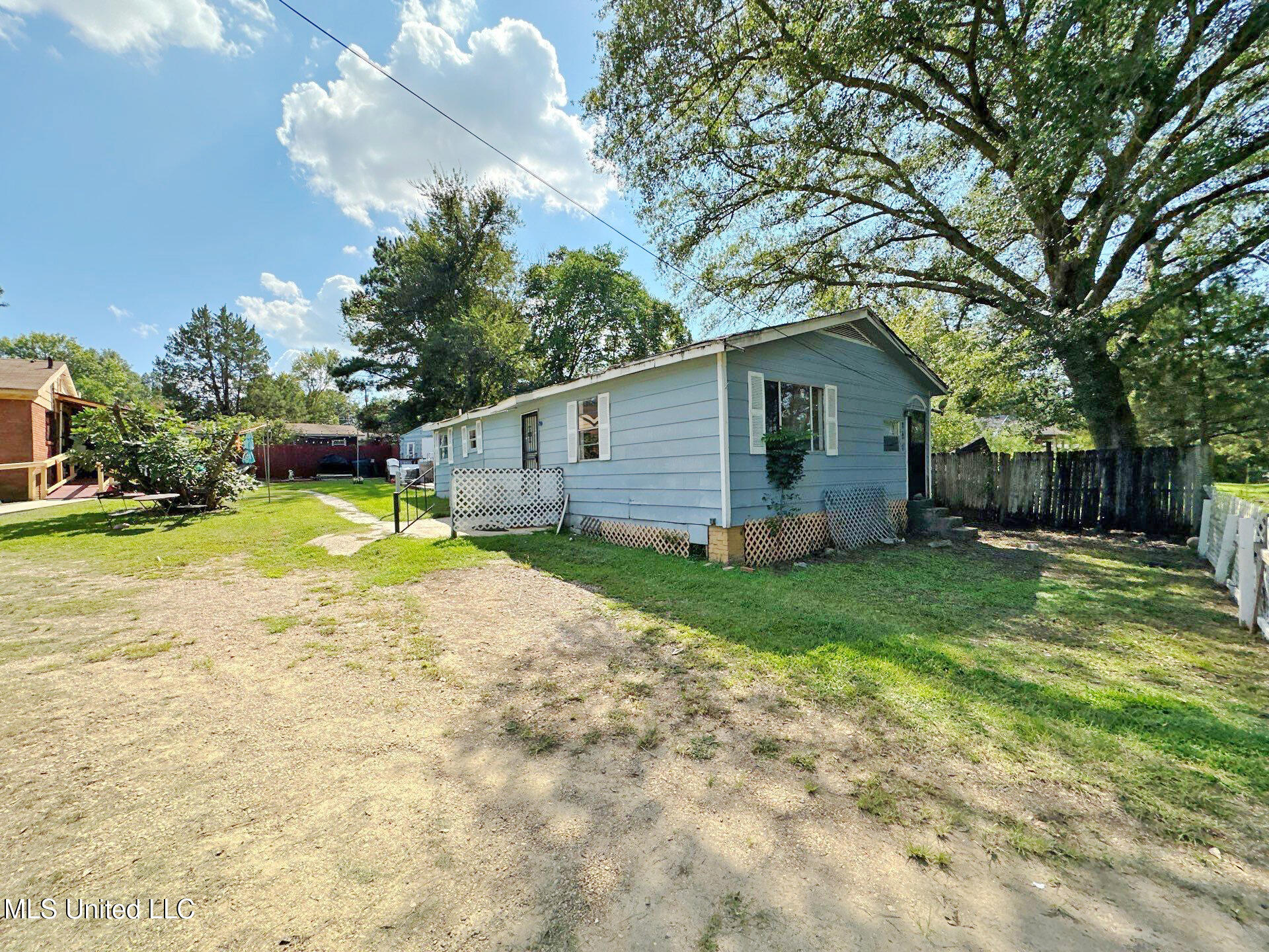 220 Pin Oak Drive Jackson, MS 39213 - Photo 19 of 22 148-Sep 19 2024 02_39pm-w5o1