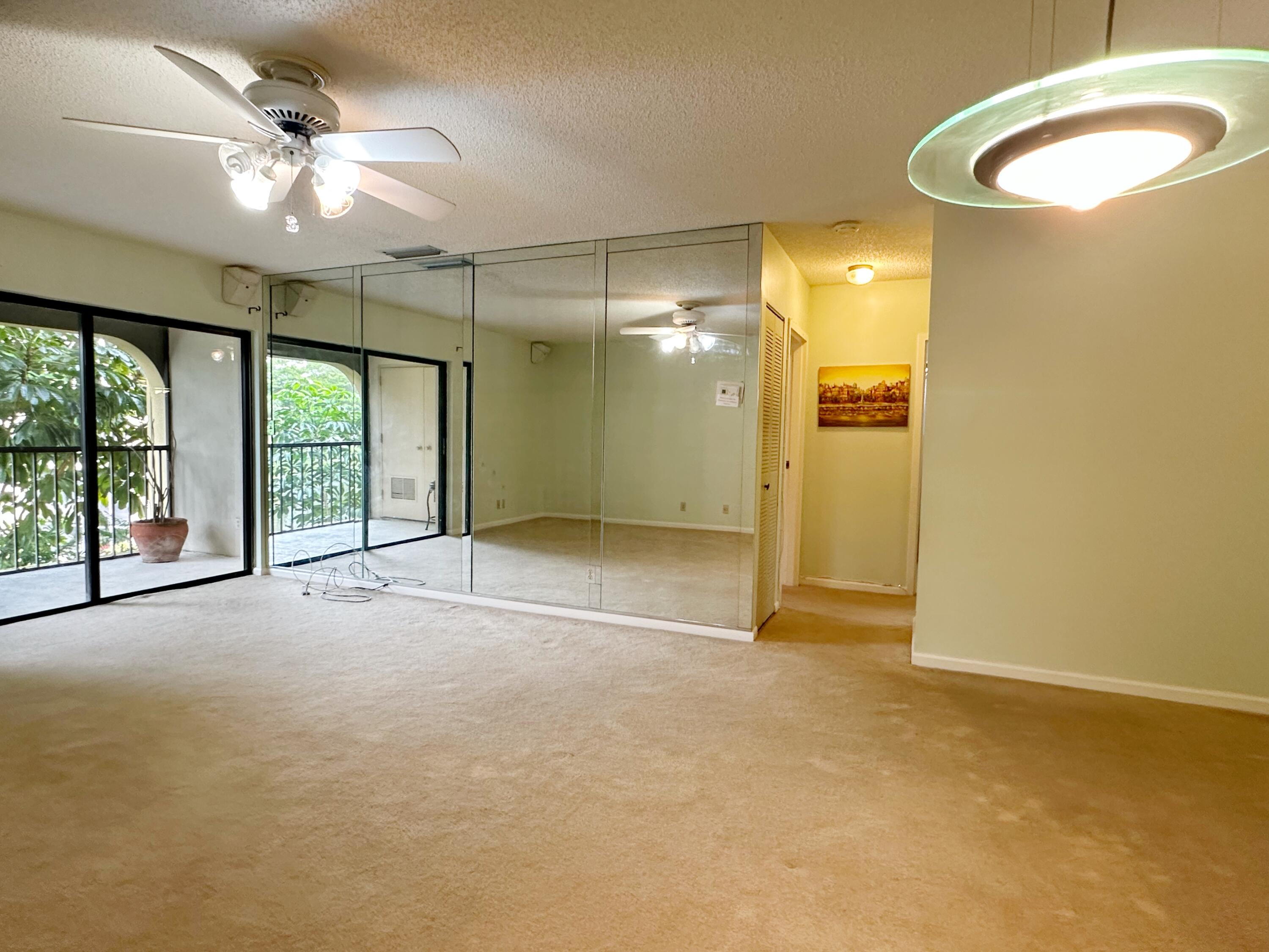 924 Southwest 9th St Circle, Unit 206 Boca Raton, FL 33486 - Photo 7 of 37 9EA3D975-E14C-4084-AA10-8F5F7363EF11