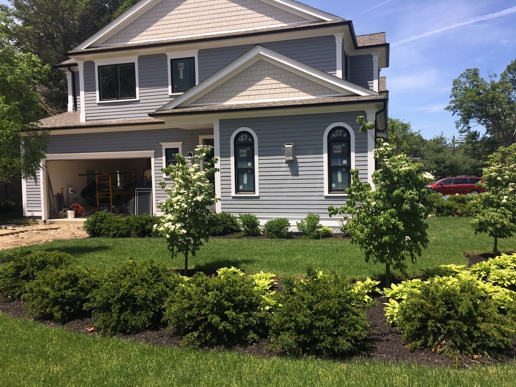 32 Winchester Road, Unit 1 Newton, MA 02458 - Photo 3 of 26