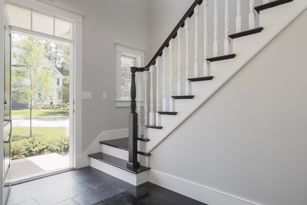 32 Winchester Road, Unit 1 Newton, MA 02458 - Photo 5 of 26