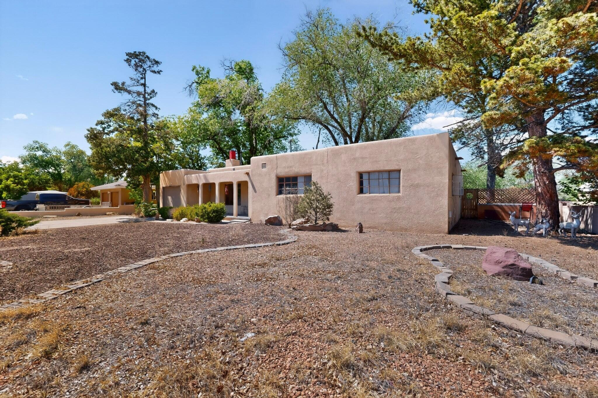 703 Solar Road Northwest Albuquerque, NM 87107 - Photo 1 of 1 Gallery Image 1