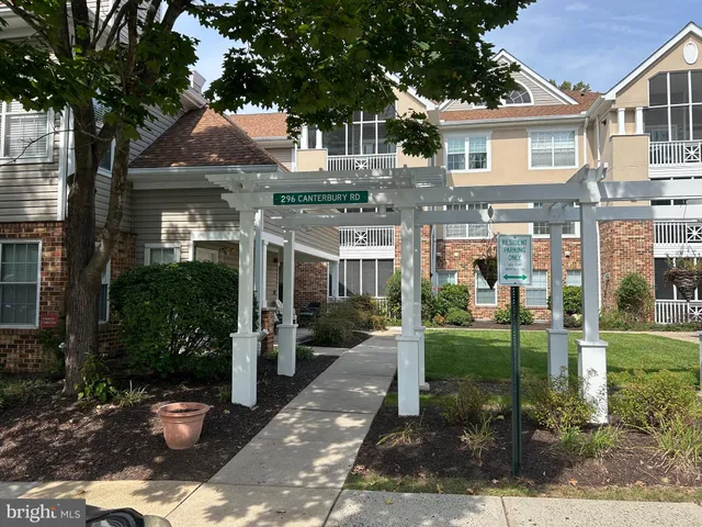 $195,000 | 296 Canterbury Road, Unit E, Bel Air, MD 21014