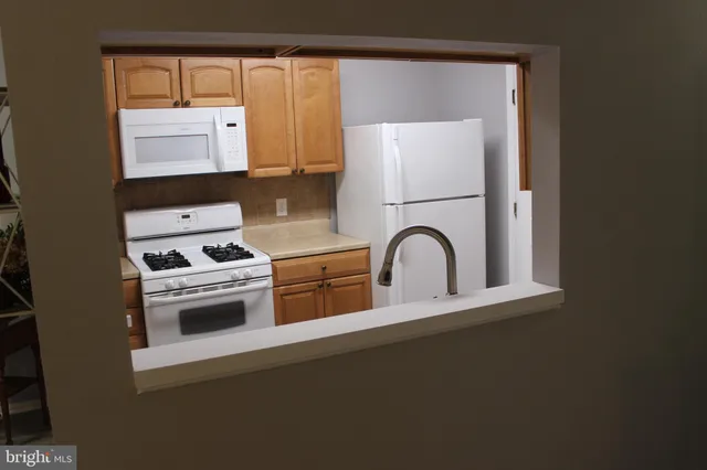 $195,000 | 296 Canterbury Road, Unit E, Bel Air, MD 21014