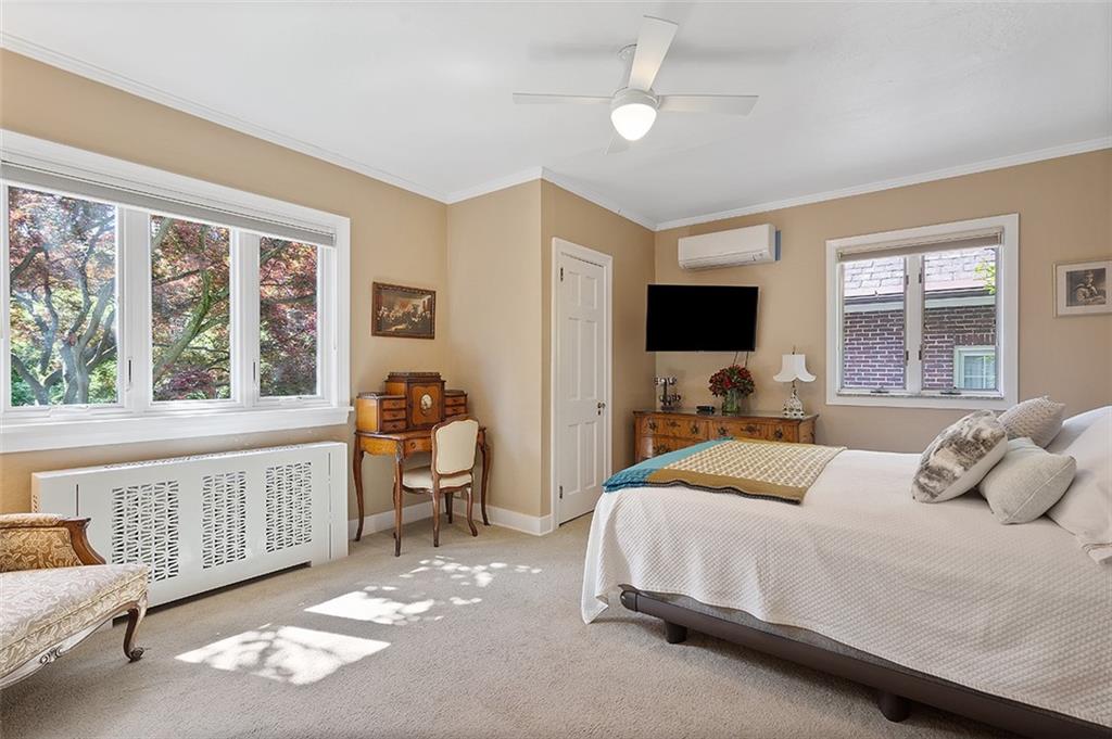 316 Gladstone Road Pittsburgh, PA 15217 - Photo 12 of 20 Gallery Image 12