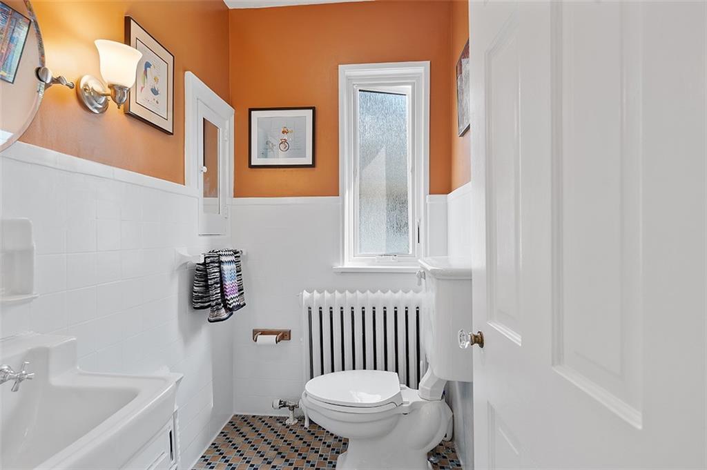 316 Gladstone Road Pittsburgh, PA 15217 - Photo 13 of 20 Gallery Image 13
