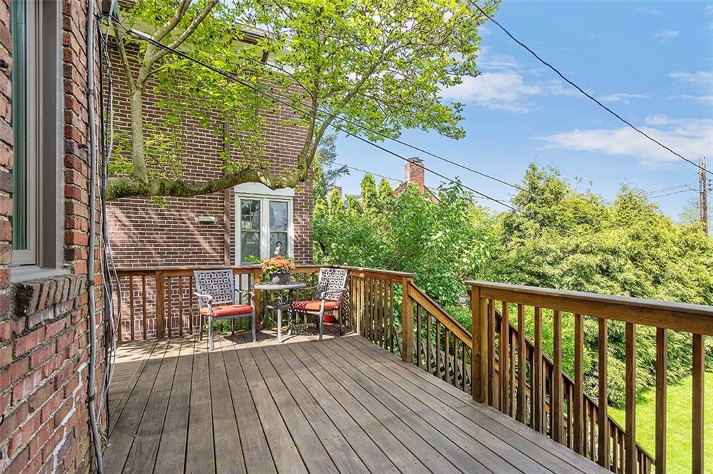 316 Gladstone Road Pittsburgh, PA 15217 - Photo 17 of 20 Gallery Image 17