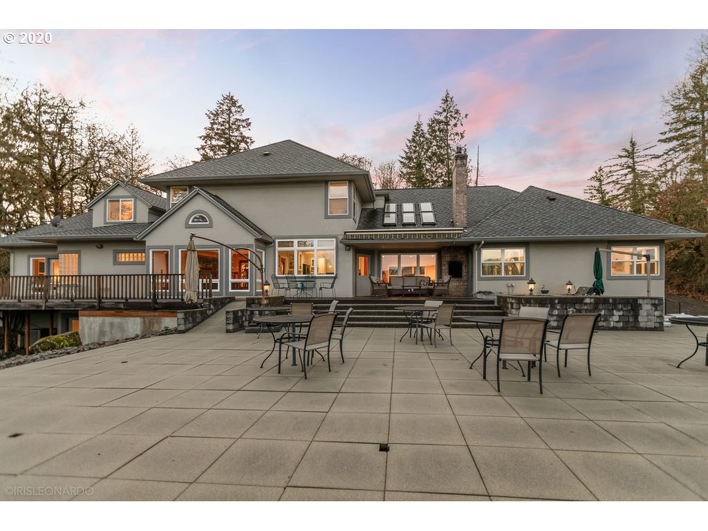 7151 Northeast Oak Springs Farm Road Carlton, OR 97111 - Photo 4 of 32 Gallery Image 4