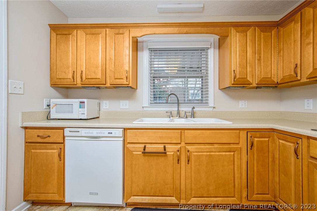 5334 Hampton Road Fayetteville, NC 28311 - Photo 10 of 34 Gallery Image 10