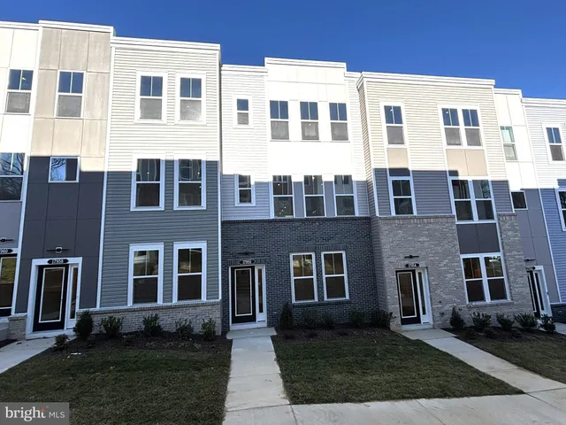 $549,999 | 17956 Alicia Avenue, Dumfries, VA 22026