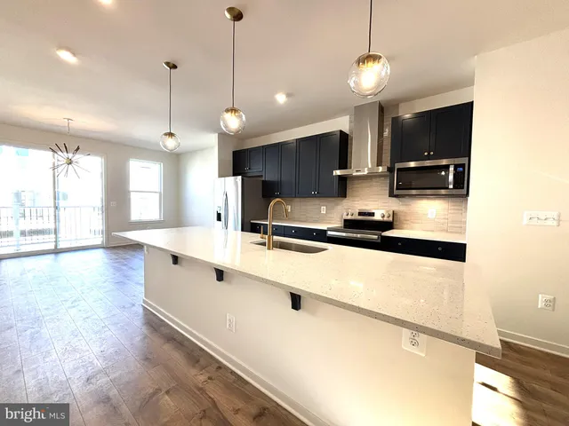 $549,999 | 17956 Alicia Avenue, Dumfries, VA 22026