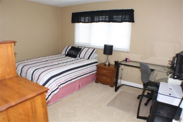 5660 Crow Creek Road Bettendorf, IA 52722 - Photo 9 of 19 Gallery Image 9