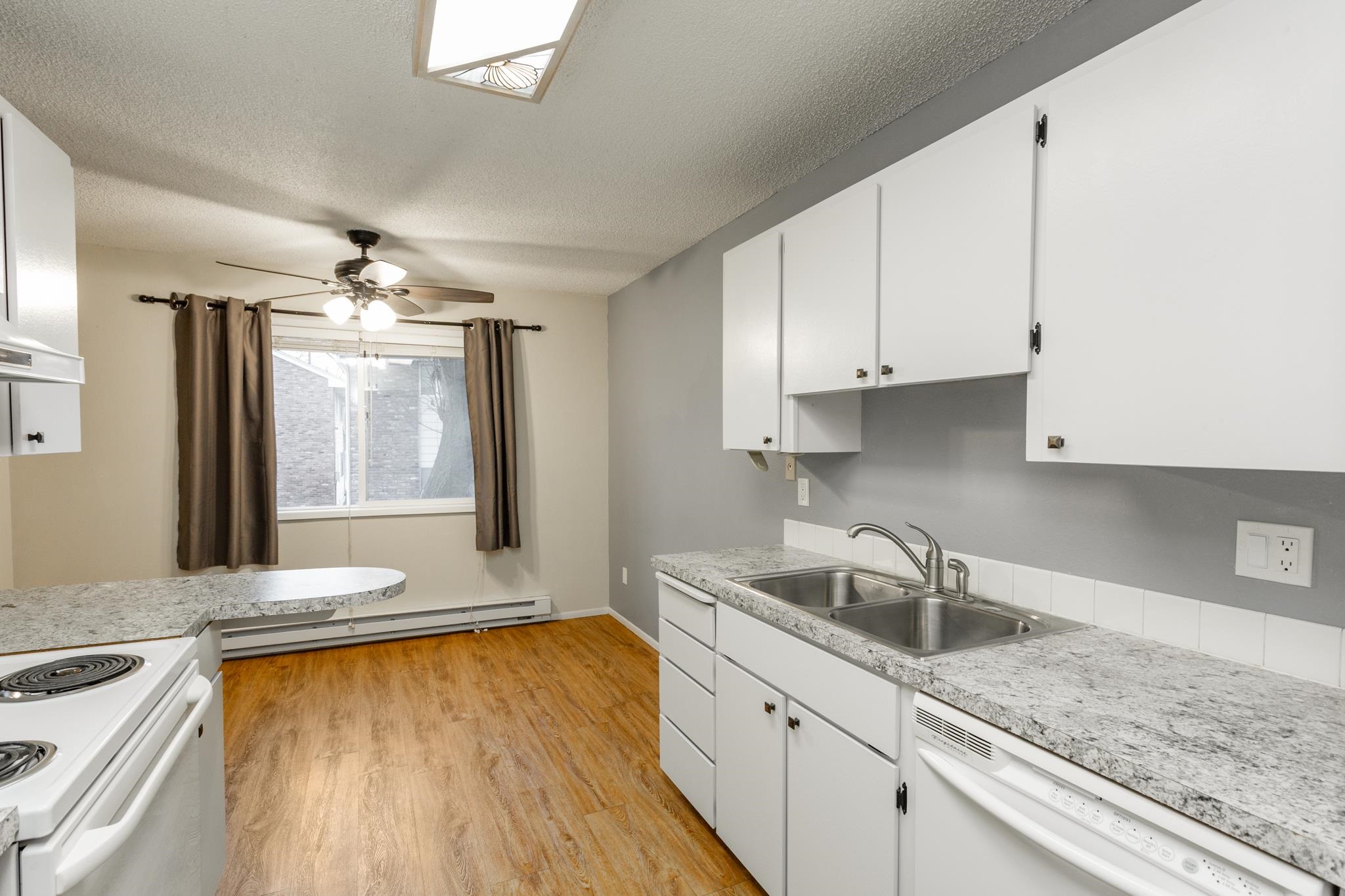 310 North Raymond Road, Unit D24 Spokane Valley, WA 99206 - Photo 13 of 24