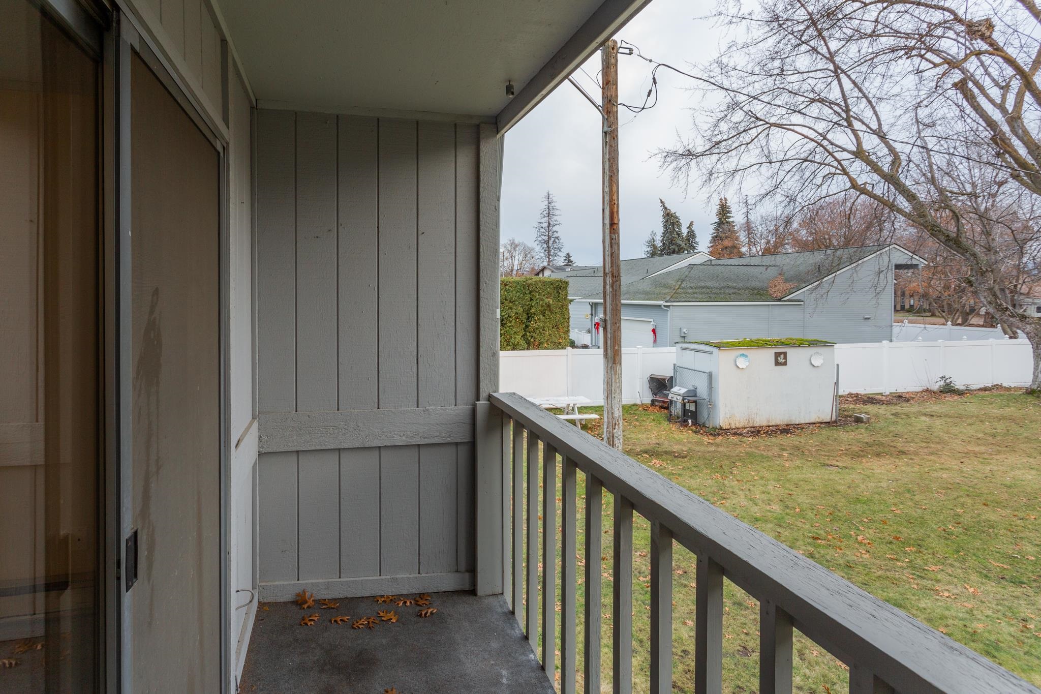 310 North Raymond Road, Unit D24 Spokane Valley, WA 99206 - Photo 20 of 24