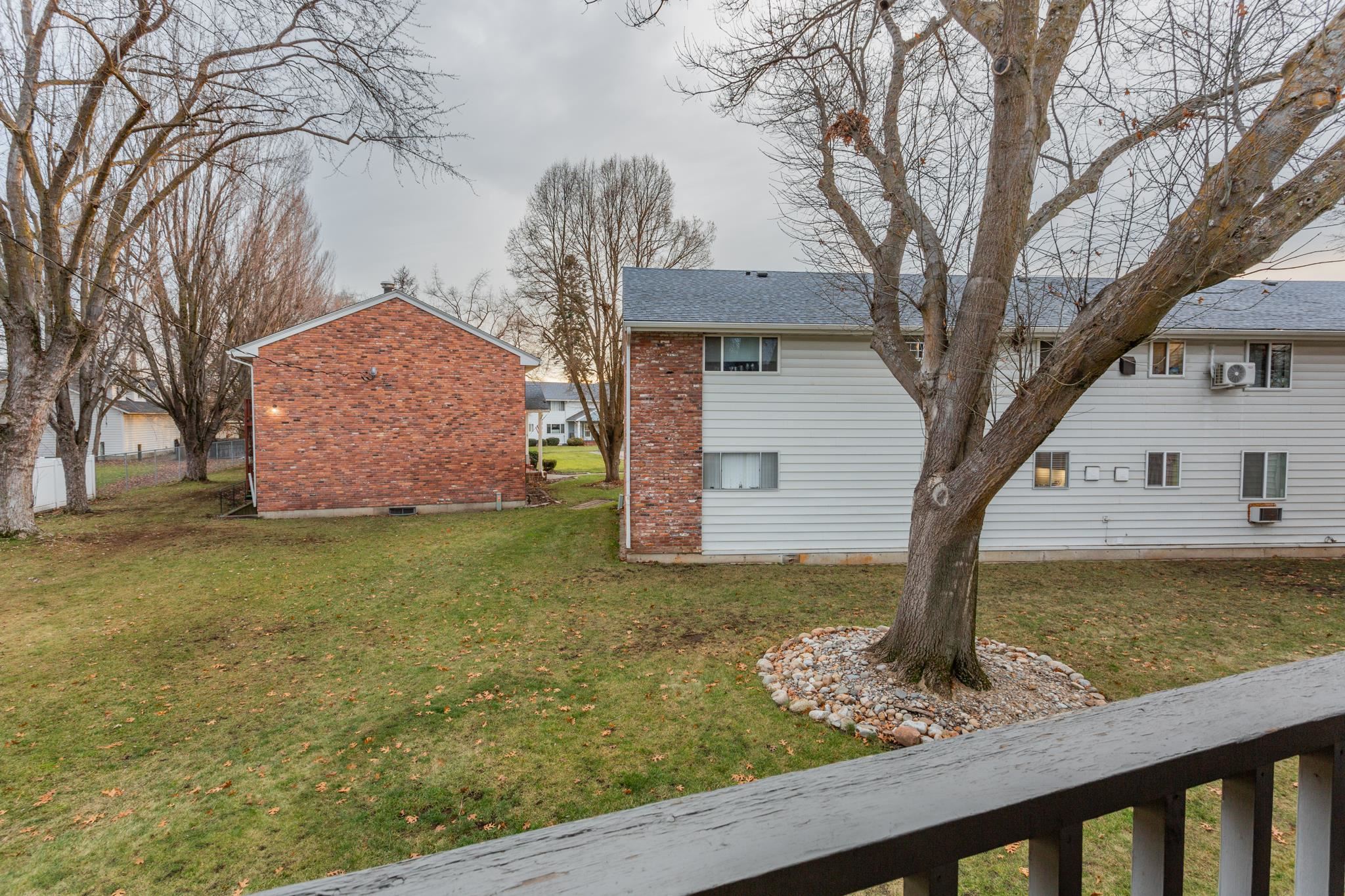 310 North Raymond Road, Unit D24 Spokane Valley, WA 99206 - Photo 22 of 24