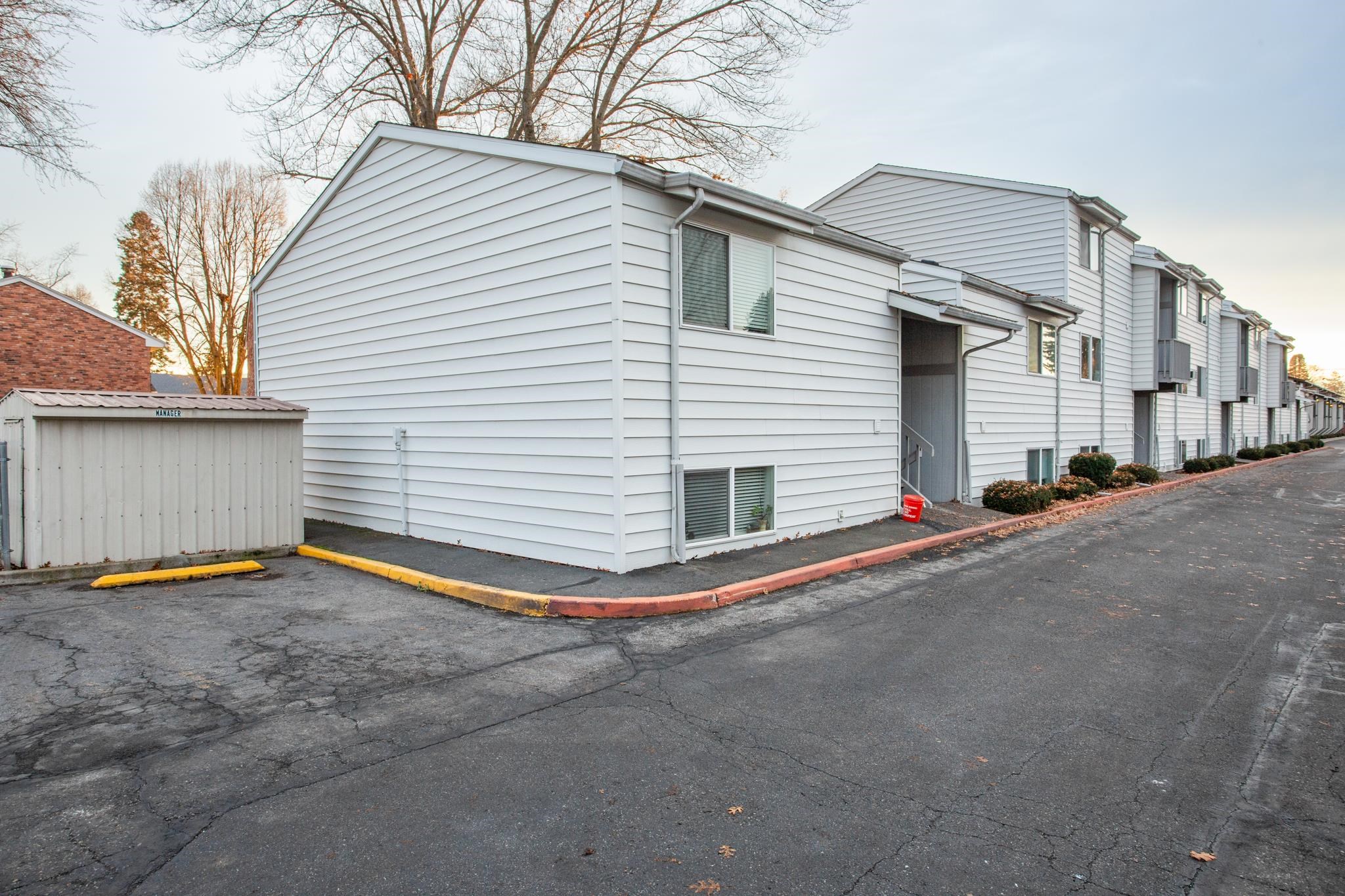 310 North Raymond Road, Unit D24 Spokane Valley, WA 99206 - Photo 3 of 24