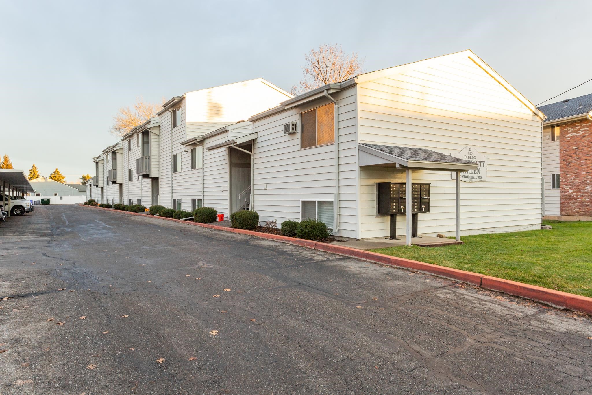 310 North Raymond Road, Unit D24 Spokane Valley, WA 99206 - Photo 4 of 24