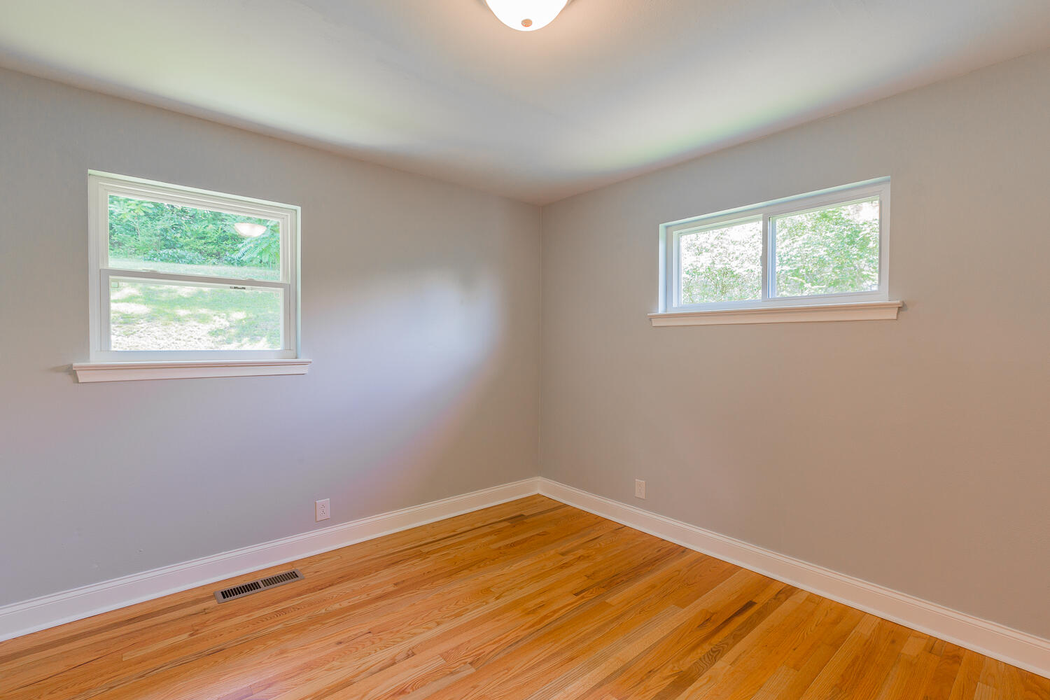 109 Sioux Trail Ringgold, GA 30736 - Photo 20 of 33 109 Sioux Trail HD -35