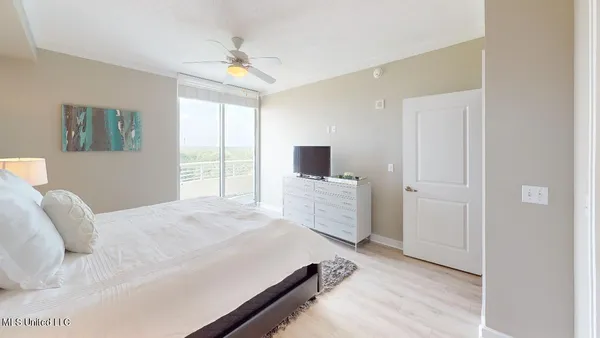 $2,695 | 2060 Beach Boulevard, Unit 601, Biloxi, MS 39531