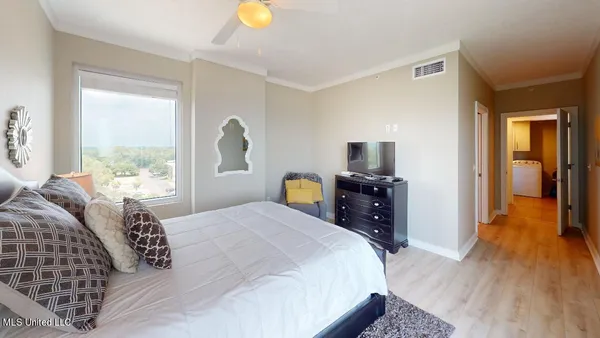 $2,695 | 2060 Beach Boulevard, Unit 601, Biloxi, MS 39531