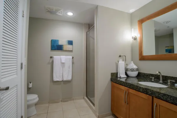 $2,695 | 2060 Beach Boulevard, Unit 601, Biloxi, MS 39531