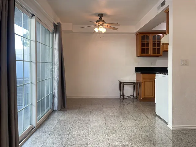 a view of livingroom with furniture