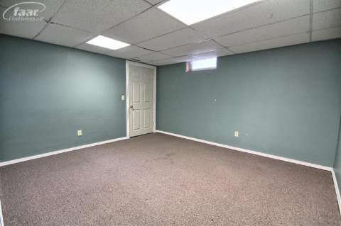 11500 Whitaker Road Fenton, MI 48430 - Photo 24 of 29 20420240-23.JPG