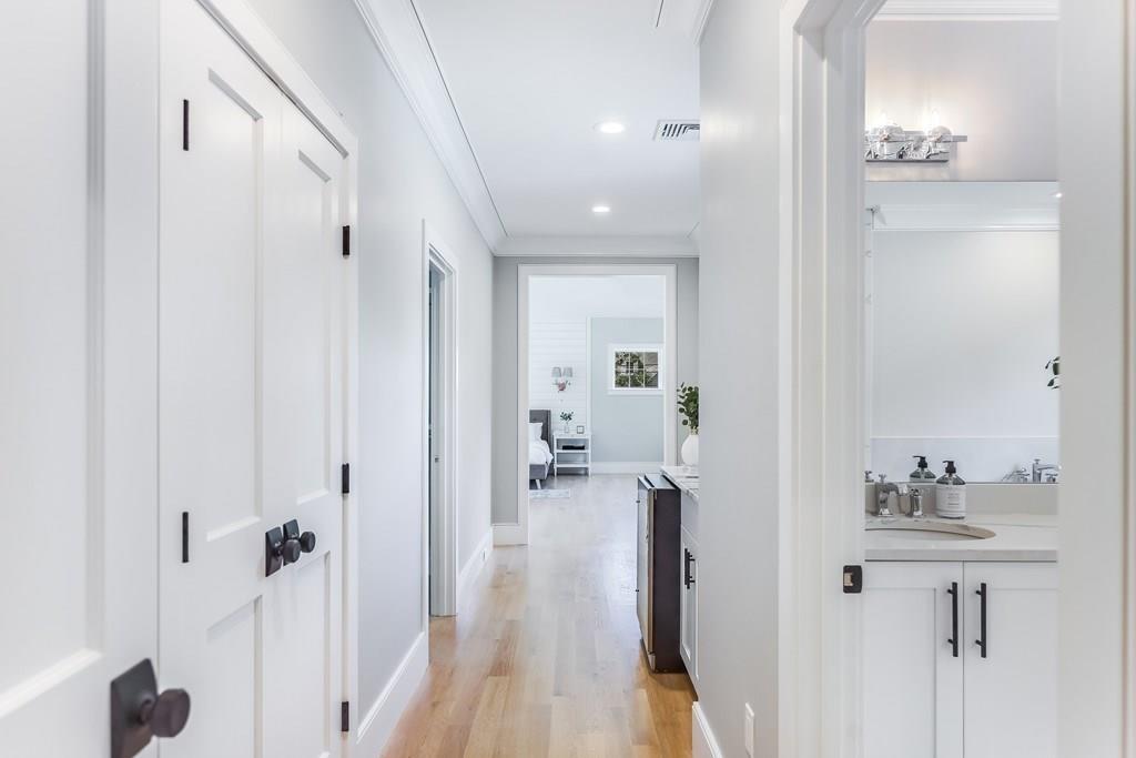 2 Woodcliffe Road Lexington, MA 02421 - Photo 13 of 30