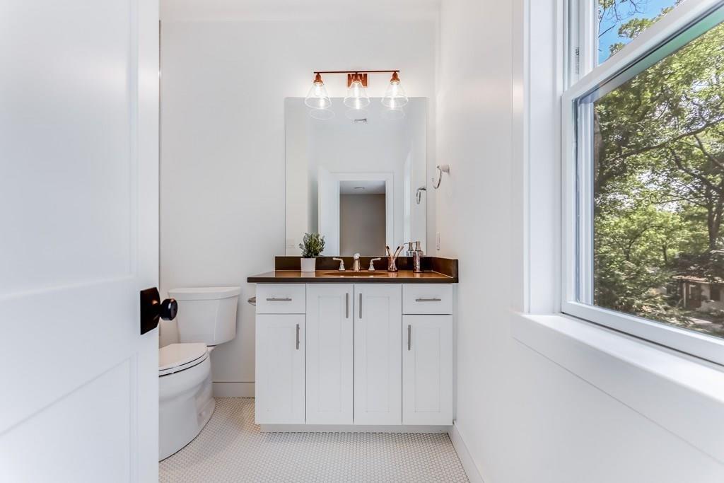 2 Woodcliffe Road Lexington, MA 02421 - Photo 23 of 30