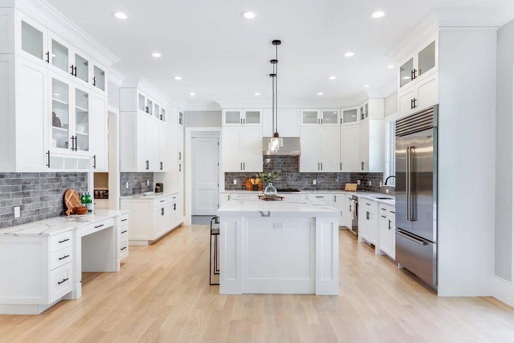 2 Woodcliffe Road Lexington, MA 02421 - Photo 10 of 30