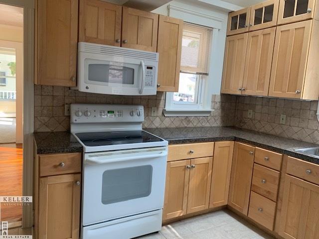 97 Muir Road Grosse Pointe Farms, MI 48236 - Photo 12 of 34