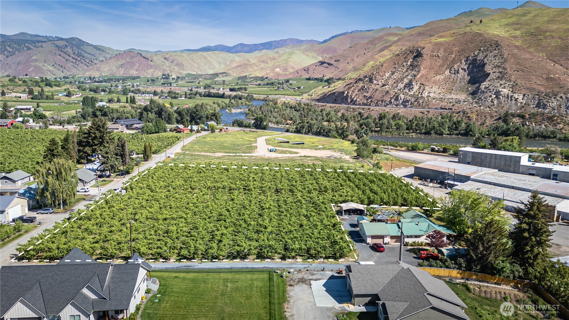 3925 Strutzel Road Monitor, WA 98836 - Photo 10 of 19