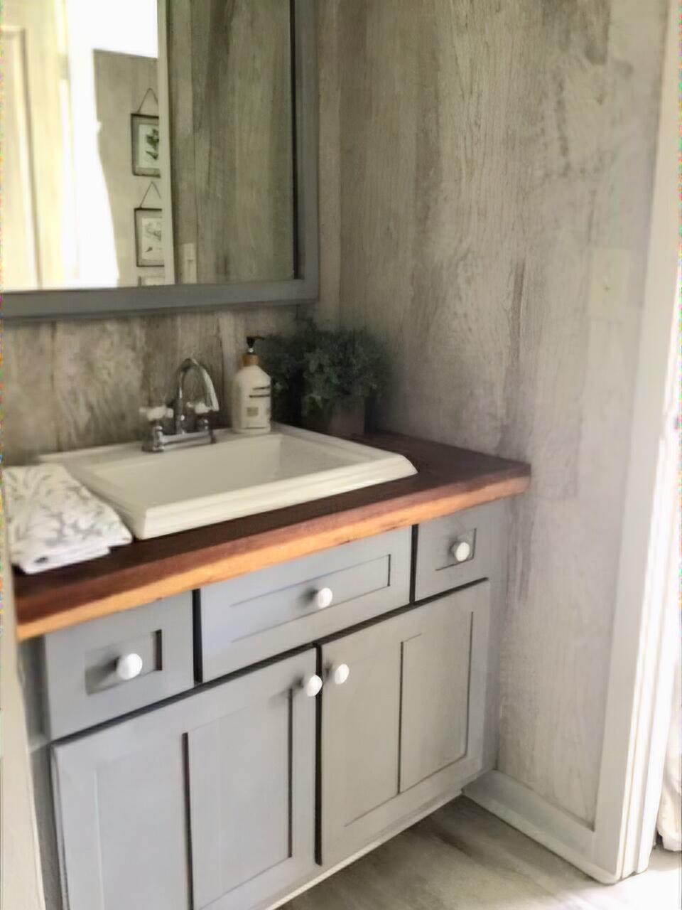 248 Blueberry Road Freeport, FL 32439 - Photo 26 of 37 a close view of washer and dryer