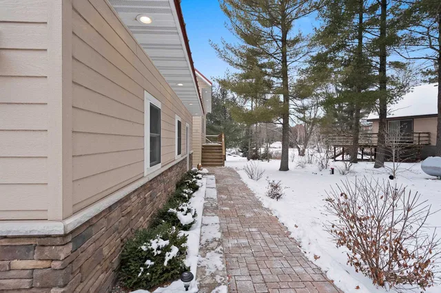 $899,900 | N1494 Mallard Bay Road, Keshena, WI 54135