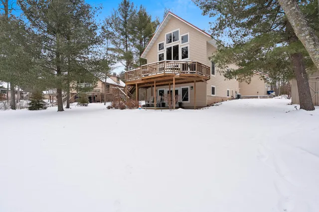 $899,900 | N1494 Mallard Bay Road, Keshena, WI 54135