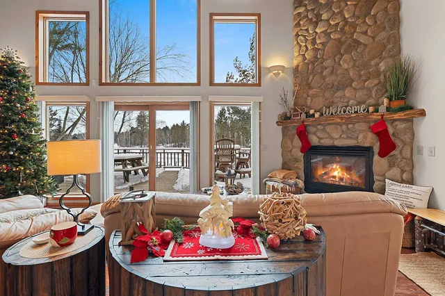 $899,900 | N1494 Mallard Bay Road, Keshena, WI 54135