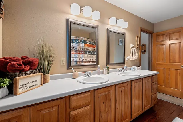 $899,900 | N1494 Mallard Bay Road, Keshena, WI 54135