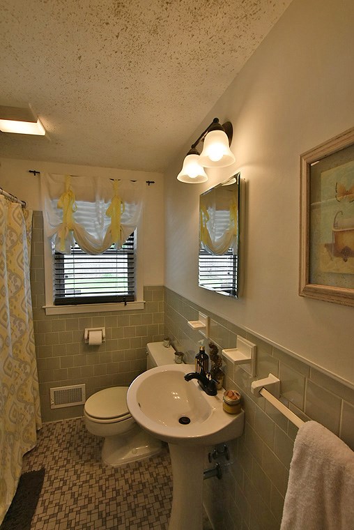 67 Amherst Road Warwick, RI 02889 - Photo 10 of 20