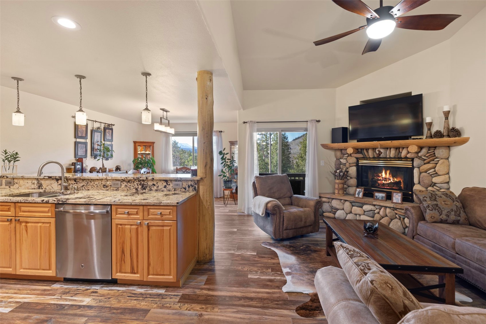 85 Lookout Ridge Drive, Unit 85 Dillon, CO 80435 - Photo 8 of 37
