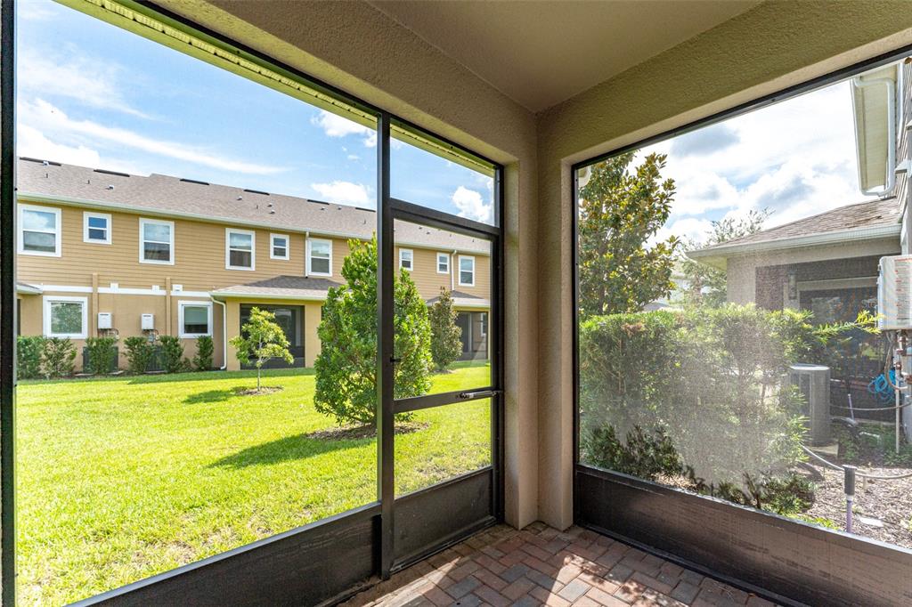 14072 Kite Lane Lithia, FL 33547 - Photo 23 of 25 a view of a building from a window