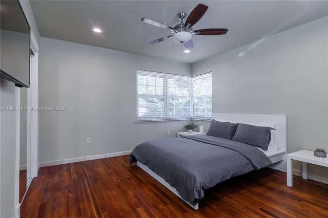 $5,550 | 250 Northeast 48th Street, Miami, FL 33137